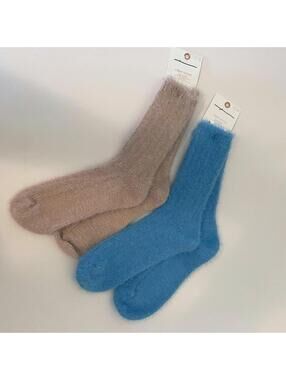 American Eagle Fuzzy Buttery Soft Crew Socks 2-Pack NWT One Size